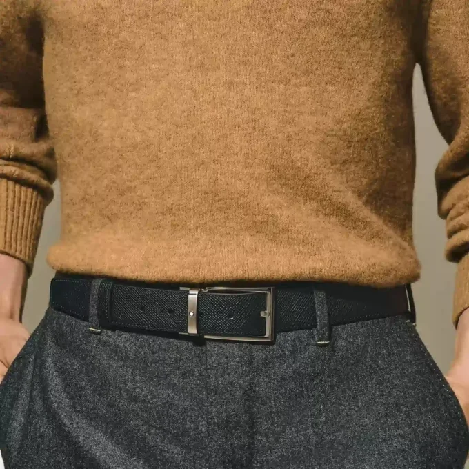 Cintura reversibile in pelle nera/marrone da 35 mm Cintura reversibile in pelle nera/marrone da 35 mm