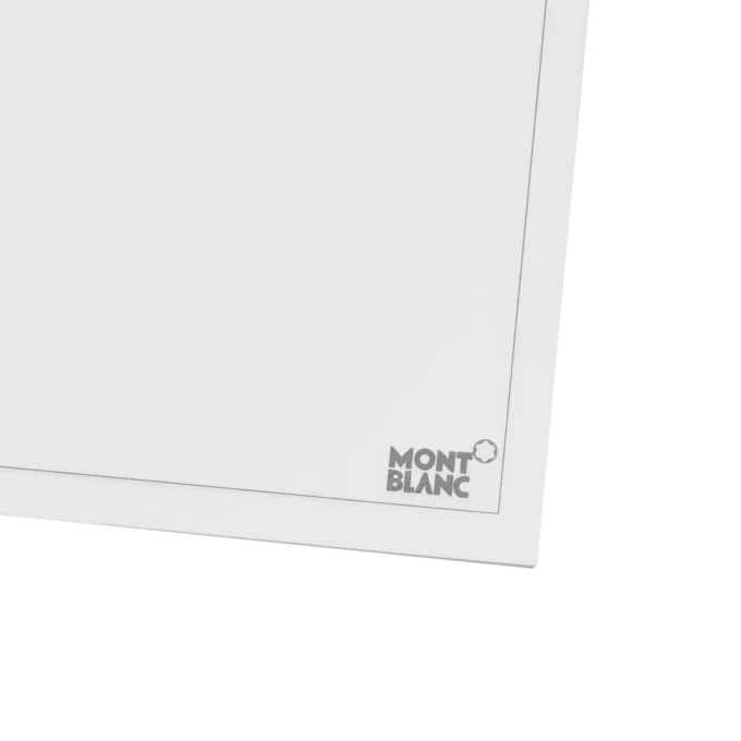 Fogli bianchi grandi