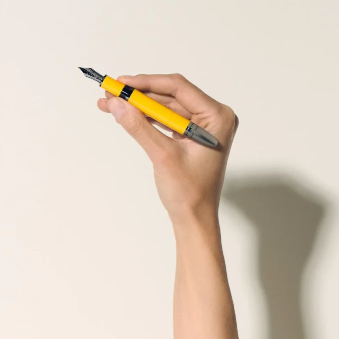 Great Characters Enzo Ferrari Special Edition Giallo Modena Penna stilografica M