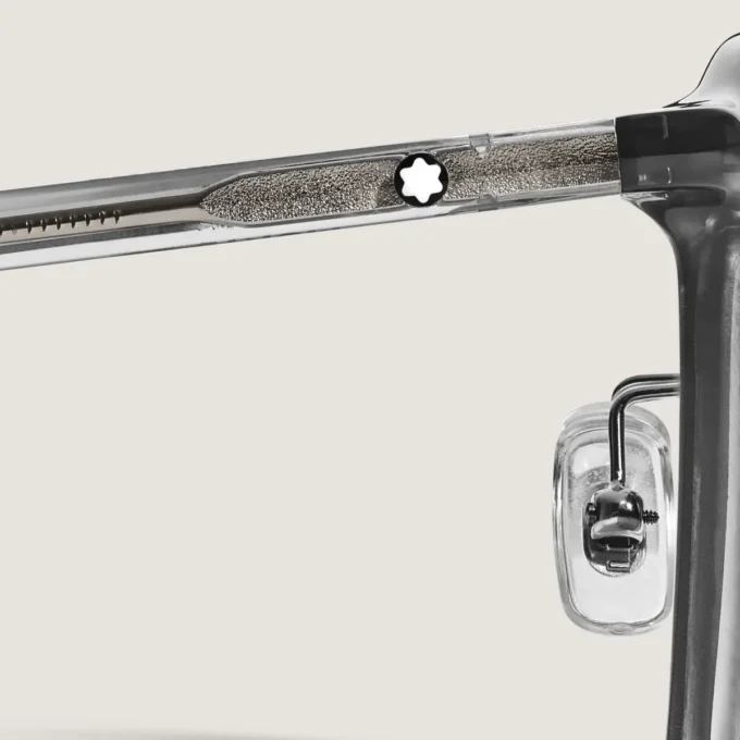 Occhiali da sole con montatura ovale in acetato grigio