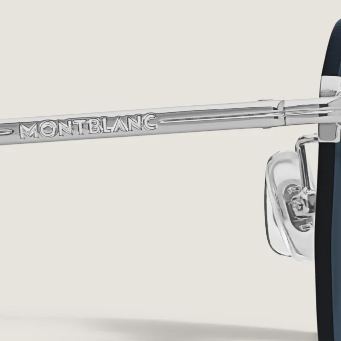 Occhiali da sole rotondi con montatura in metallo color argento Occhiali da sole rotondi con montatura in metallo color argento