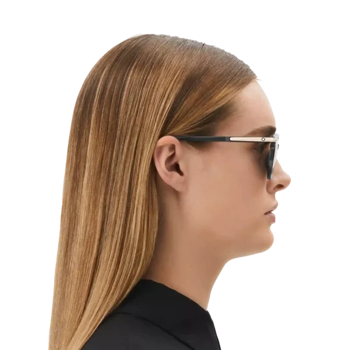 Occhiali da sole squadrati con montatura in acetato nero