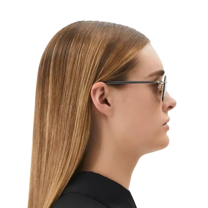 Occhiali da sole squadrati con montatura in metallo color oro Occhiali da sole squadrati con montatura in metallo color oro