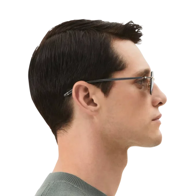 Occhiali da sole squadrati con montatura in metallo color oro Occhiali da sole squadrati con montatura in metallo color oro