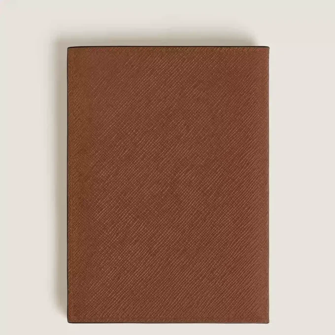 Portapassaporto sartoriale